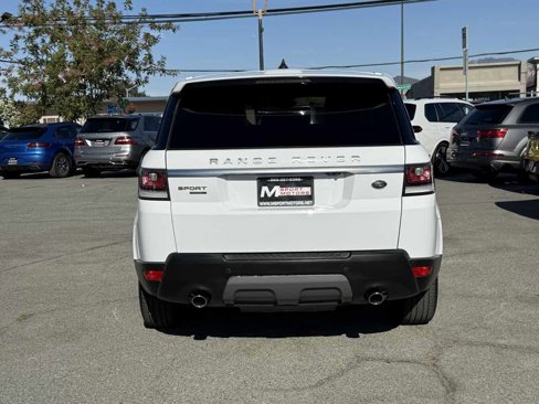 Used 2017 Land Rover Range Rover Sport SE image 8