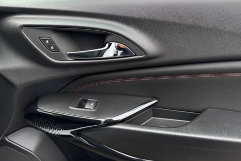 New 2025 Chevrolet Trax RS w/ Driver Confidence Package image 22
