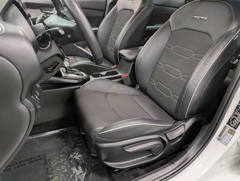 Used 2023 Kia Forte GT-Line w/ GT-Line Technology Package image 11