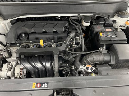 Used 2023 Hyundai Venue Limited image 35