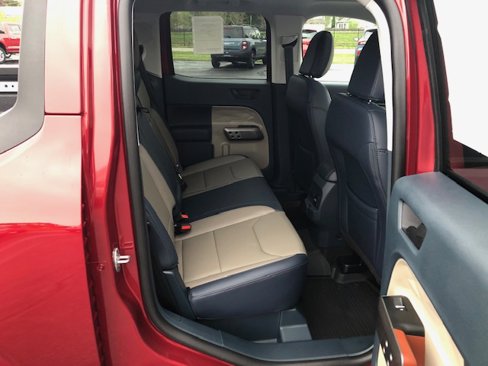 New 2025 Ford Maverick Lariat w/ 4K Tow Package image 16
