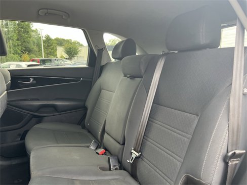 Used 2020 Kia Sorento LX image 21
