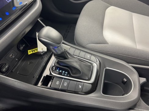 Used 2020 Hyundai Ioniq SEL image 19