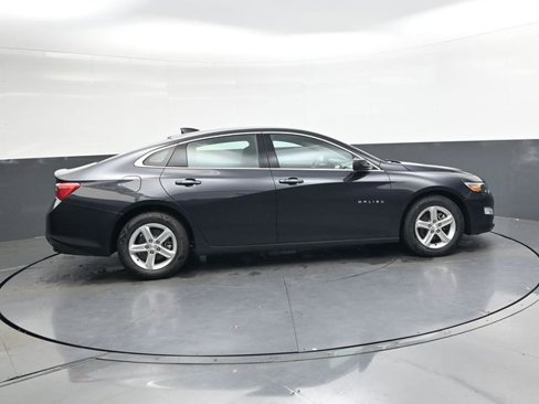 Used 2023 Chevrolet Malibu LT w/ Driver Confidence Package image 3