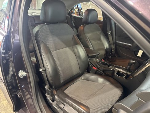 Used 2015 Chevrolet Malibu LT w/ Power Convenience Package image 28