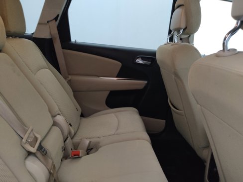 Used 2017 Dodge Journey SE image 19