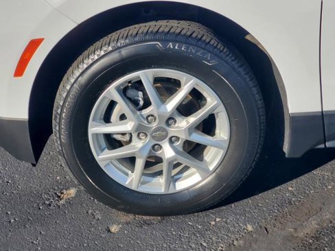 Certified 2022 Chevrolet Equinox LT image 5