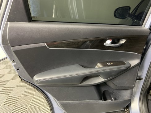 Used 2020 Kia Sorento LX w/ LX I4 Convenience Package image 22