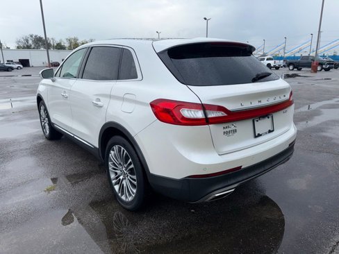 Used 2016 Lincoln MKX Reserve w/ Climate Package image 3