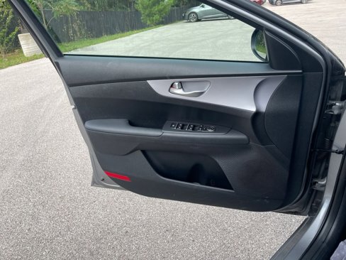 Used 2024 Kia Forte LXS image 20