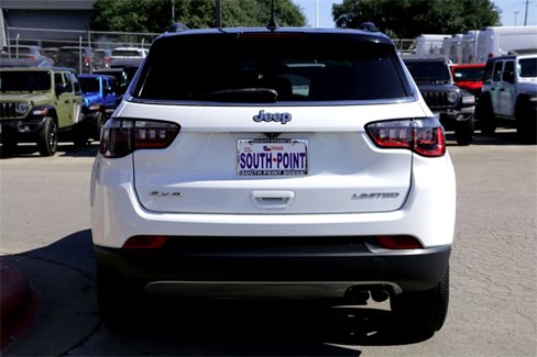 Used 2022 Jeep Compass Limited image 6