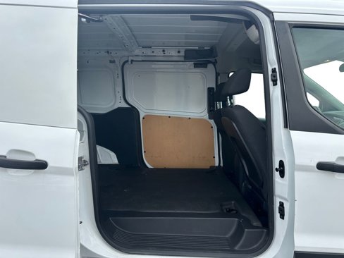 Used 2015 Ford Transit Connect XLT image 18