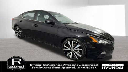 Used 2021 Nissan Altima 2.5 SR image 2
