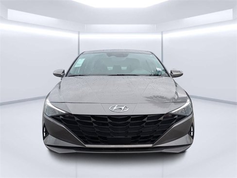 Used 2023 Hyundai Elantra SEL w/ Convenience Package image 8
