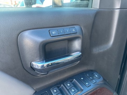 Used 2015 GMC Sierra 1500 SLT w/ SLT Preferred Package image 10