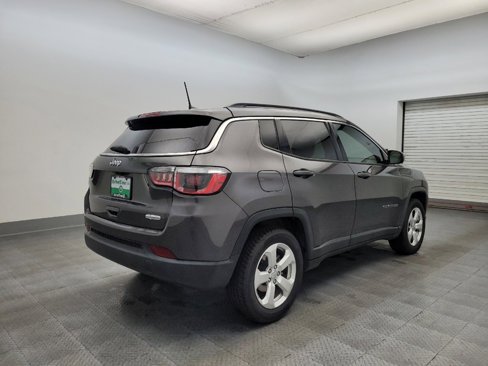 Used 2018 Jeep Compass Latitude w/ Popular Equipment Group image 9