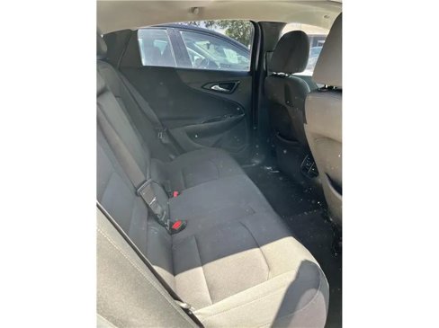 Used 2018 Chevrolet Malibu LT image 13