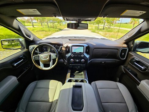 Used 2022 GMC Sierra 1500 SLT image 9