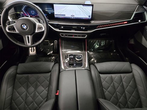 Used 2025 BMW X5 M60i image 13
