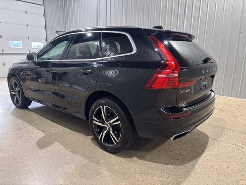 Used 2018 Volvo XC60 T6 R-Design w/ Convenience Package image 6