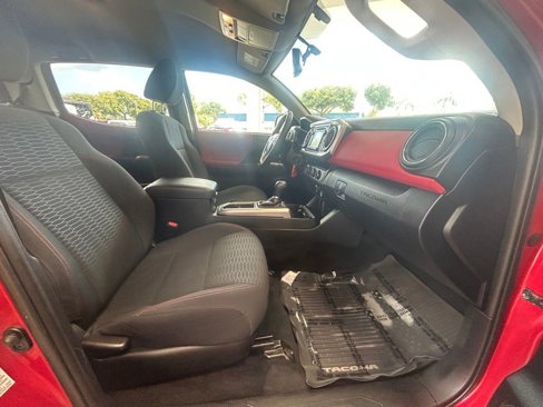 Used 2016 Toyota Tacoma SR5 image 23