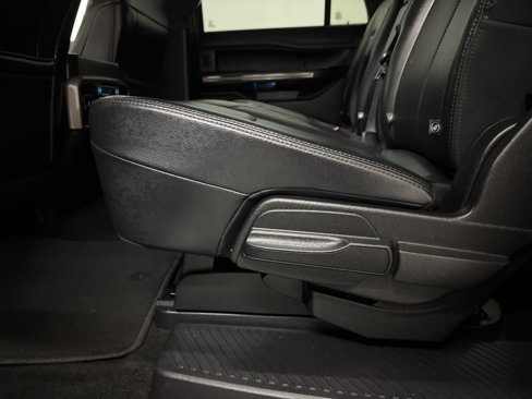 Used 2019 Ford Expedition Max XLT w/ Equipment Group 202A image 53