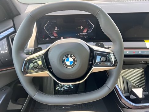 Certified 2025 BMW X3 xDrive30i w/ Premium Package image 6