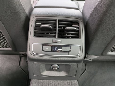 Used 2022 Audi A4 2.0T Premium image 61