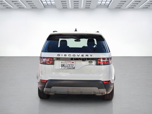 Used 2019 Land Rover Discovery HSE image 7