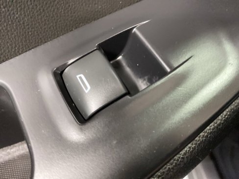Used 2021 Chevrolet Traverse LT image 29