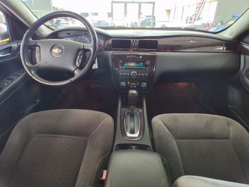 Used 2014 Chevrolet Impala LT image 10