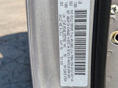 Used 2020 Jeep Cherokee Limited image 27