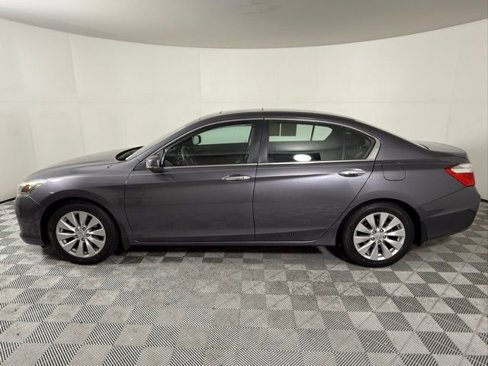 Used 2013 Honda Accord EX image 3