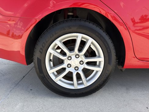 Used 2014 Chevrolet Sonic LT w/ Wheels and Fog Lamp Package image 30