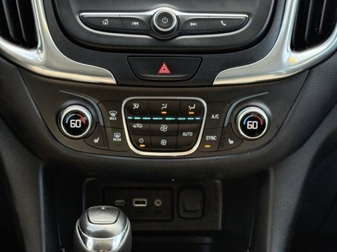 Used 2019 Chevrolet Equinox LT image 28
