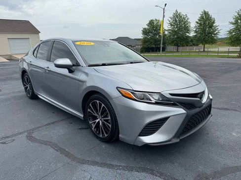 Used 2020 Toyota Camry SE image 8