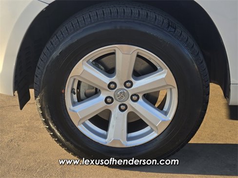 Used 2010 Toyota Highlander 2WD image 10