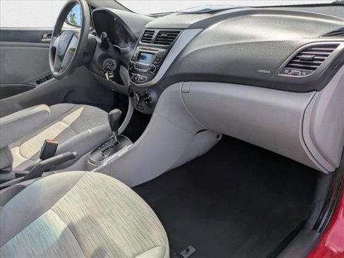 Used 2016 Hyundai Accent SE image 18