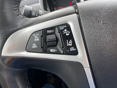 Used 2017 Chevrolet Equinox Premier image 25