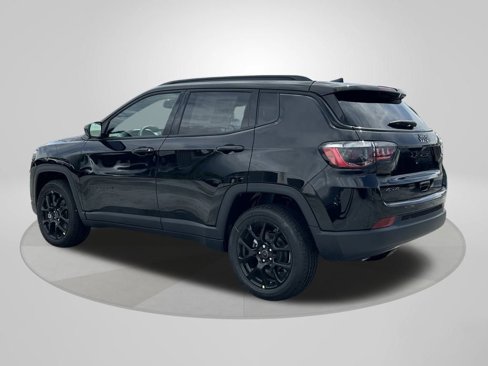 New 2025 Jeep Compass Latitude w/ Altitude Special Edition image 4
