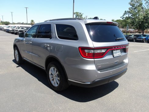 Used 2019 Dodge Durango SXT image 6