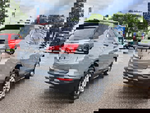 Used 2023 Chevrolet Equinox LT image 5