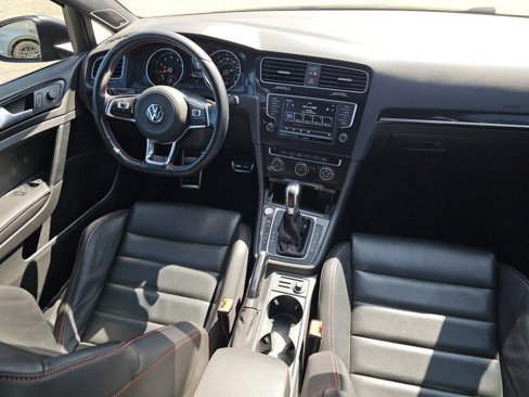 Used 2017 Volkswagen GTI SE image 26