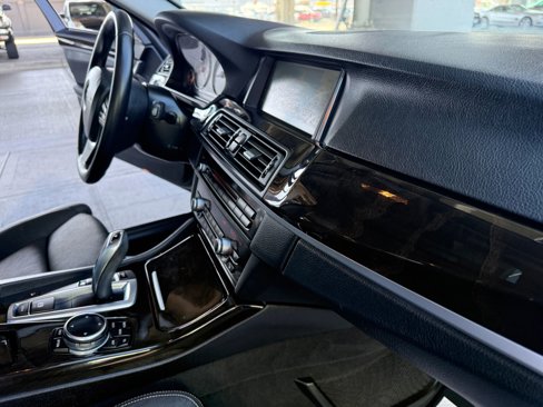 Used 2014 BMW 535i xDrive Sedan image 24