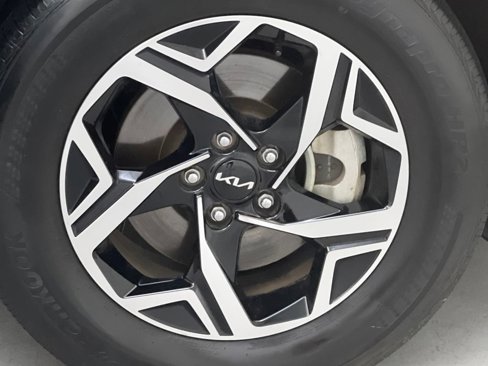 Used 2024 Kia Sportage LX image 59