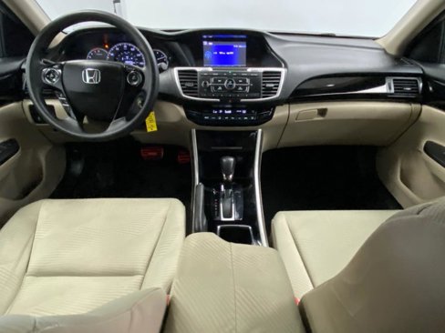 Used 2016 Honda Accord LX image 25