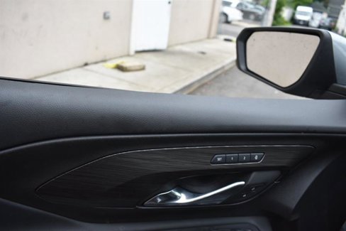 Used 2024 GMC Terrain SLT image 11