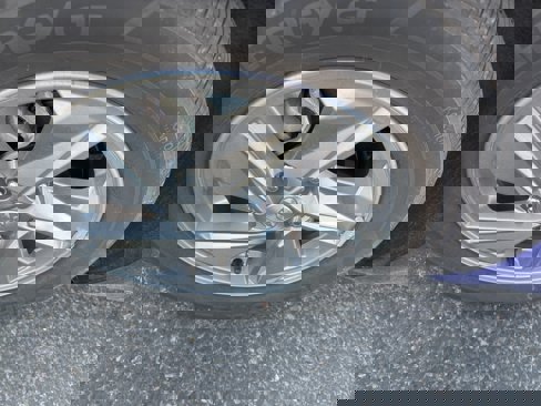 Certified 2024 Hyundai Elantra SE image 29