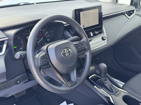Used 2023 Toyota Corolla LE image 13
