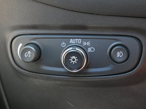 Used 2022 Chevrolet Equinox Premier image 17